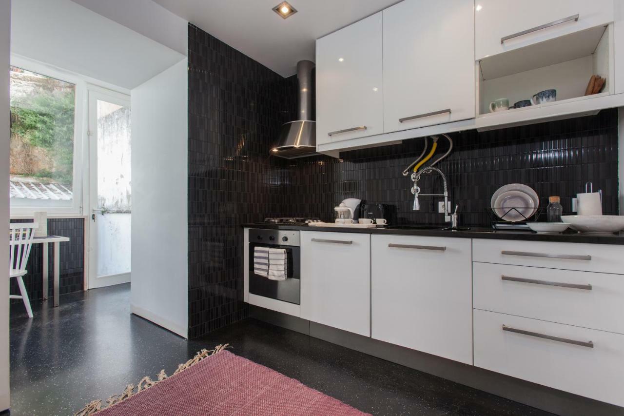 Renovated Apart With Private Courtyard, By Timecooler Lisboa Ngoại thất bức ảnh