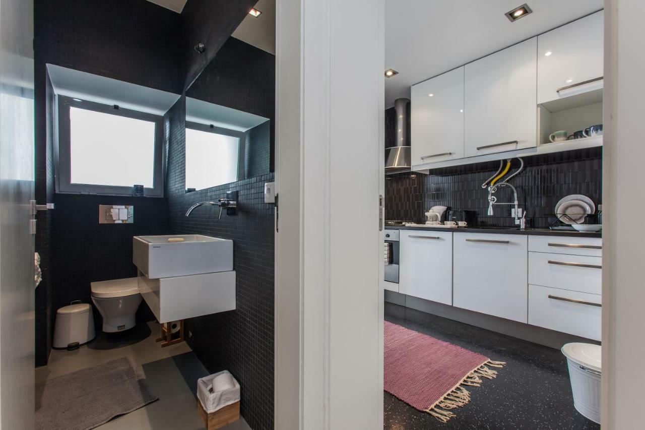 Renovated Apart With Private Courtyard, By Timecooler Lisboa Ngoại thất bức ảnh