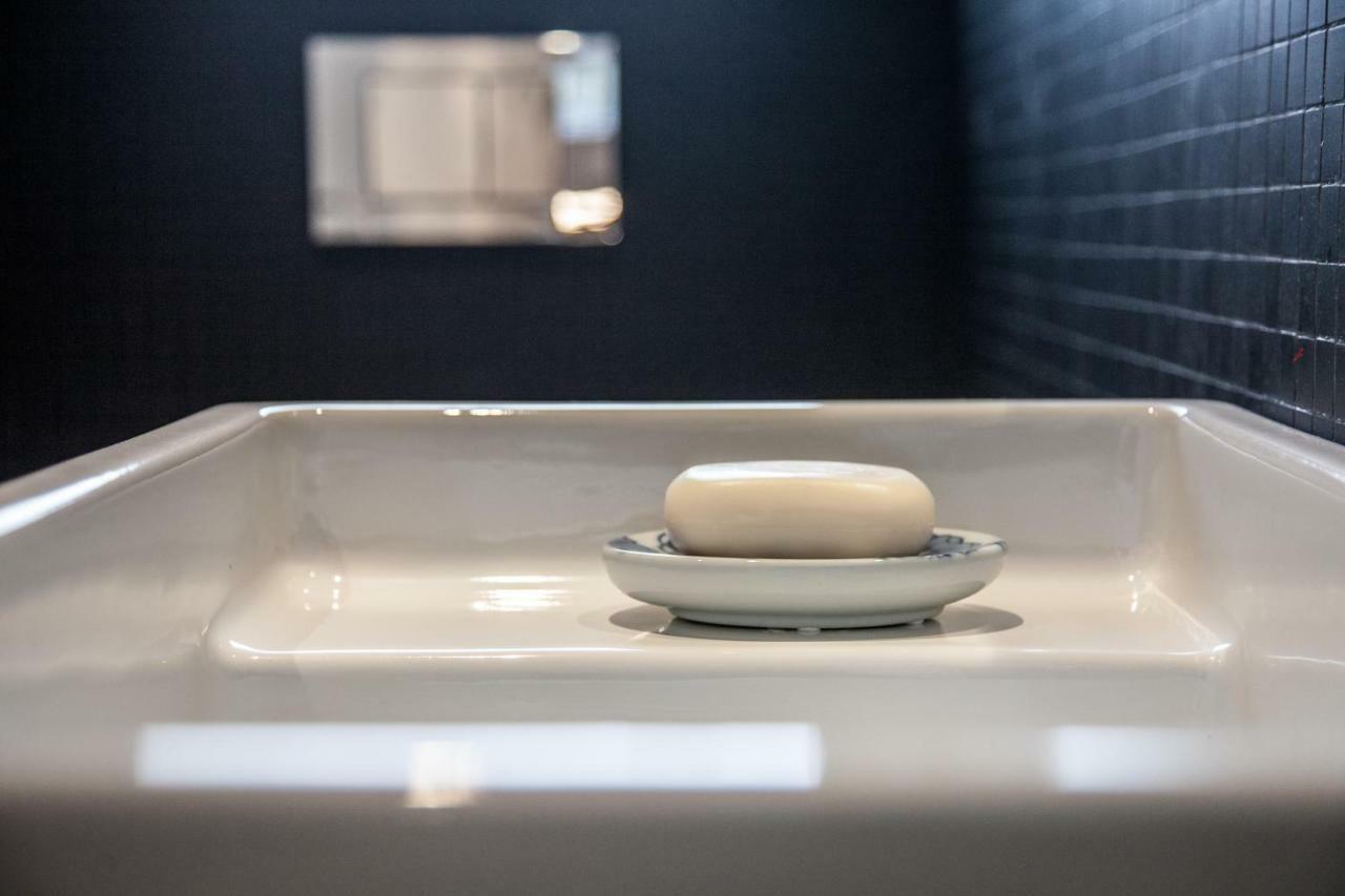 Renovated Apart With Private Courtyard, By Timecooler Lisboa Ngoại thất bức ảnh